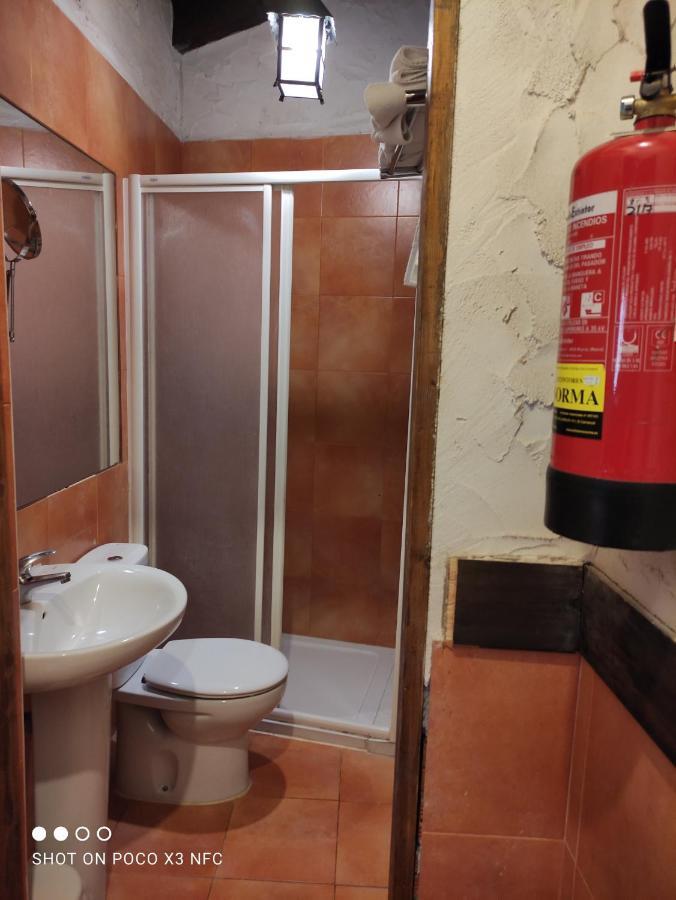 Apartamentos Turisticos Los Abuelos Montemayor de Pililla المظهر الخارجي الصورة