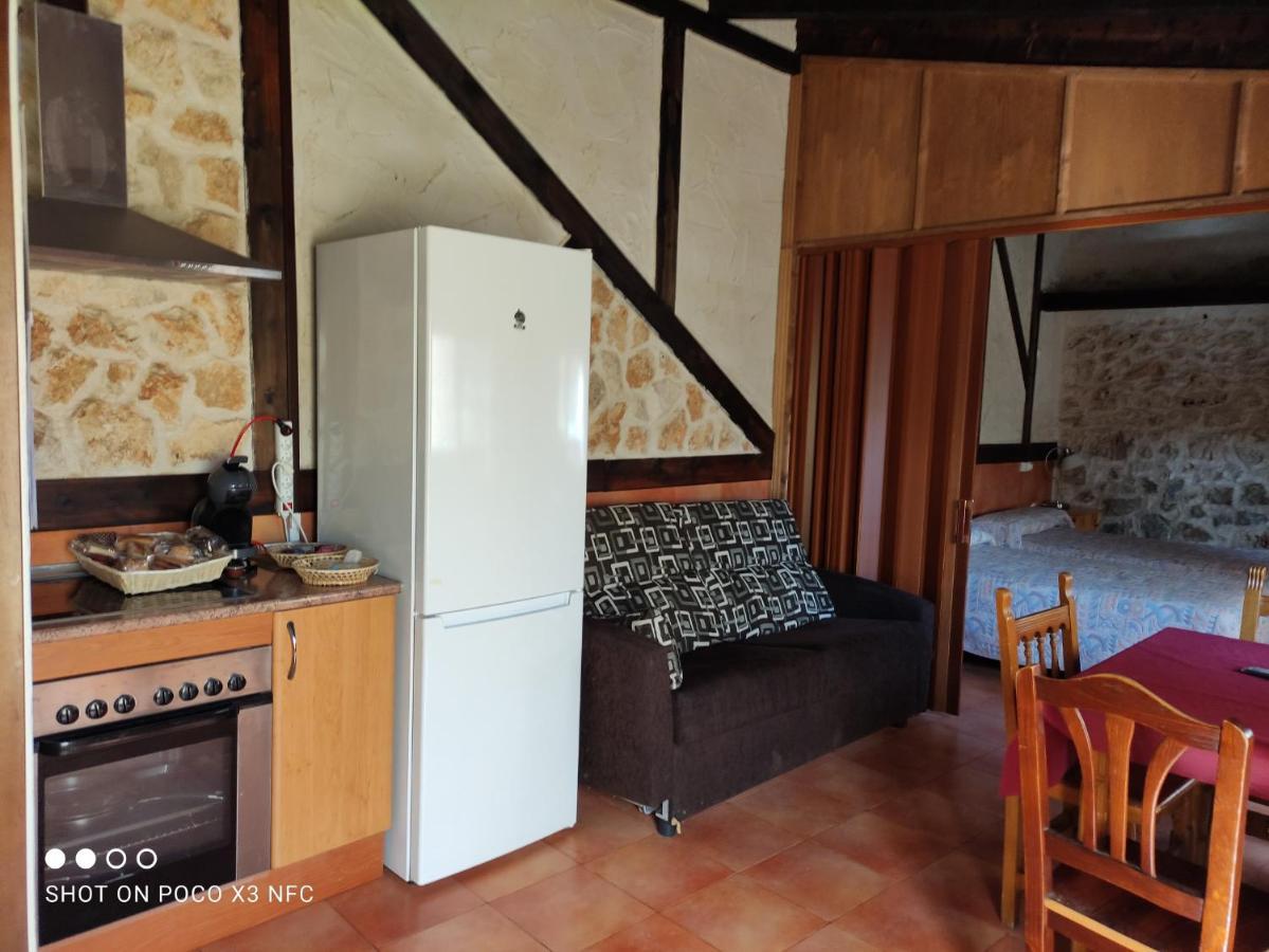 Apartamentos Turisticos Los Abuelos Montemayor de Pililla المظهر الخارجي الصورة